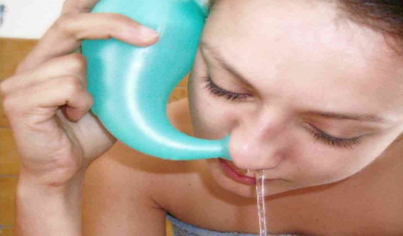 Neti-pot for saltvannsskylling av tett nese